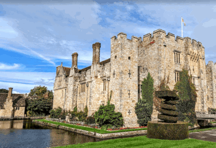 Q2 Hever Castle Min